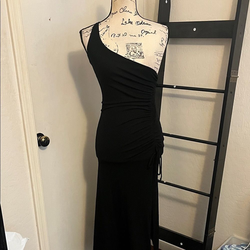 Y2K Windsor Black One-Shoulder Ruched Dress 00’s Cocktail HCO Party Event Prom
